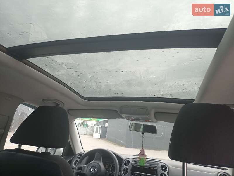 Внедорожник / Кроссовер Volkswagen Tiguan 2012 в Шептицькому