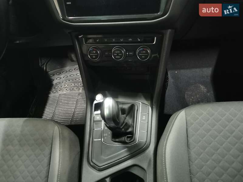 Внедорожник / Кроссовер Volkswagen Tiguan 2018 в Львове
