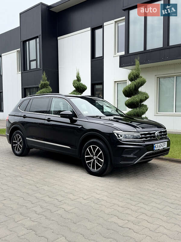 Внедорожник / Кроссовер Volkswagen Tiguan 2020 в Киеве