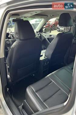 Позашляховик / Кросовер Volkswagen Tiguan 2012 в  фото 9 Позашляховик / Кросовер Volkswagen Tiguan 2012 в