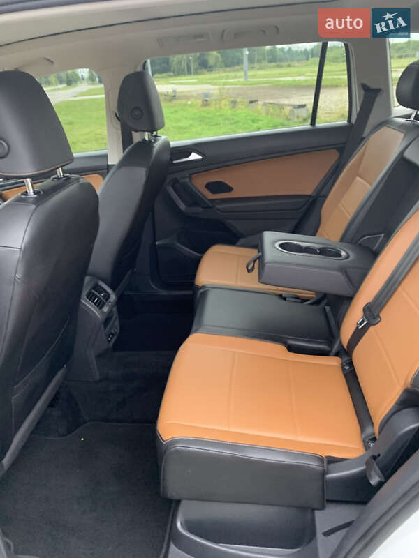 Внедорожник / Кроссовер Volkswagen Tiguan 2019 в Львове фото 7 Внедорожник / Кроссовер Volkswagen Tiguan 2019 в Львове