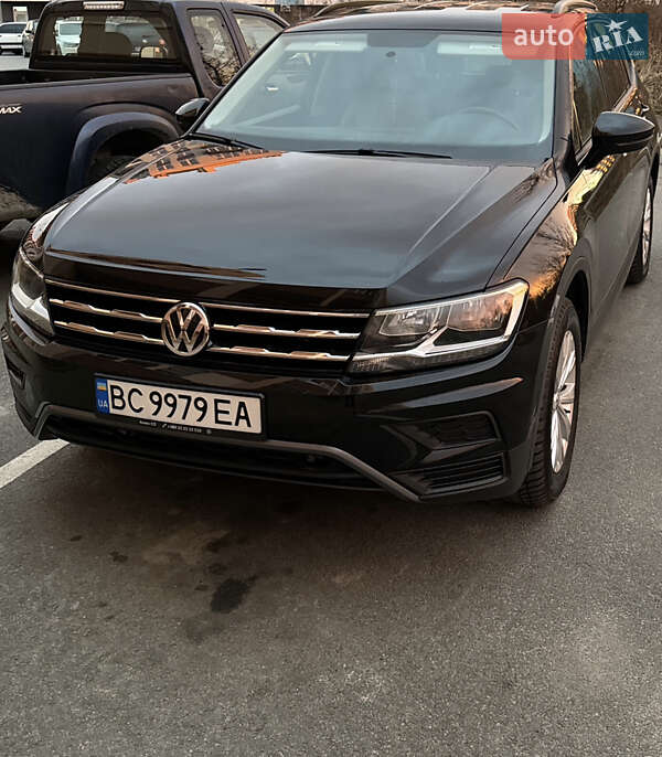 Внедорожник / Кроссовер Volkswagen Tiguan 2019 в Львове