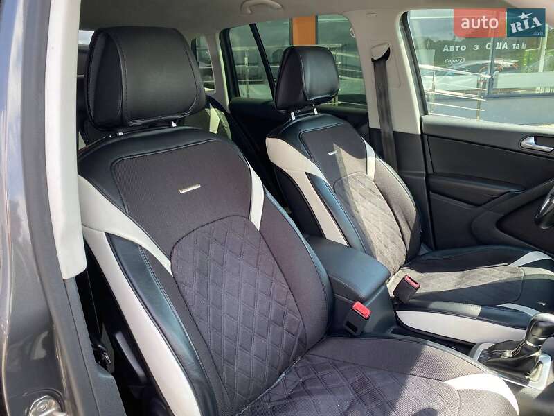 Внедорожник / Кроссовер Volkswagen Tiguan 2016 в Львове