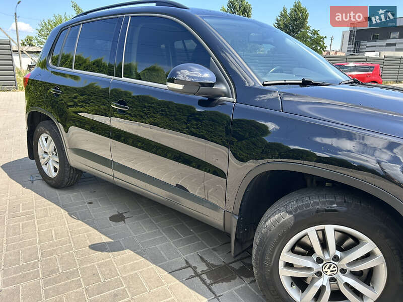 Позашляховик / Кросовер Volkswagen Tiguan 2015 в Черкасах фото 6 Позашляховик / Кросовер Volkswagen Tiguan 2015 в Черкасах