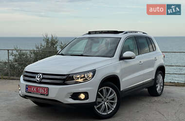 Внедорожник / Кроссовер Volkswagen Tiguan 2015 в Кропивницком