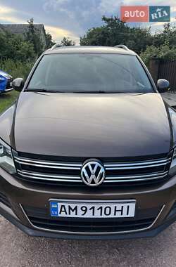 Позашляховик / Кросовер Volkswagen Tiguan 2012 в Черняхові