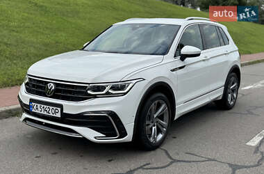 Внедорожник / Кроссовер Volkswagen Tiguan 2023 в Киеве