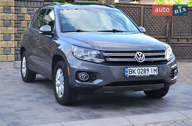 Внедорожник / Кроссовер Volkswagen Tiguan 2016 в Киеве