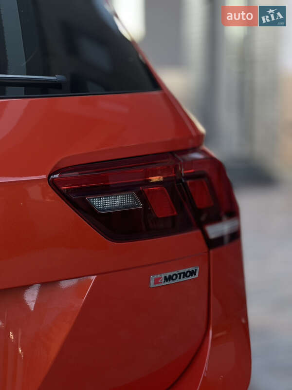 Внедорожник / Кроссовер Volkswagen Tiguan 2019 в Ужгороде