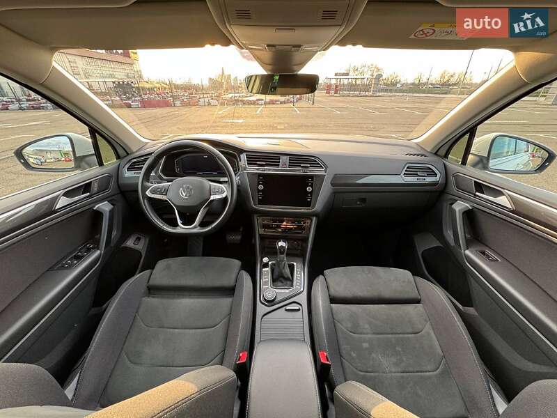 Внедорожник / Кроссовер Volkswagen Tiguan 2021 в Киеве