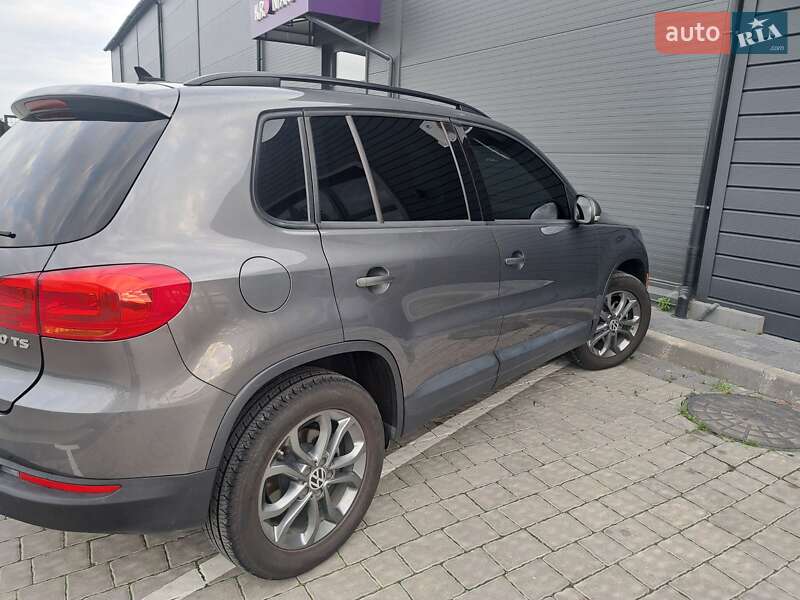 Внедорожник / Кроссовер Volkswagen Tiguan 2015 в Ивано-Франковске