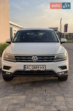 Внедорожник / Кроссовер Volkswagen Tiguan 2018 в Луцке