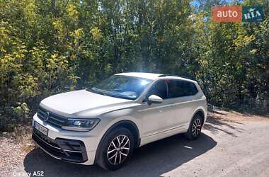 Внедорожник / Кроссовер Volkswagen Tiguan 2020 в Запорожье
