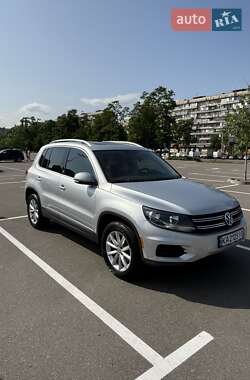 Внедорожник / Кроссовер Volkswagen Tiguan 2016 в Киеве