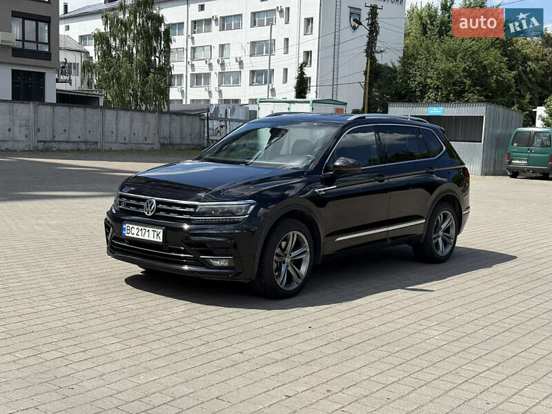 Позашляховик / Кросовер Volkswagen Tiguan 2019 в Львові