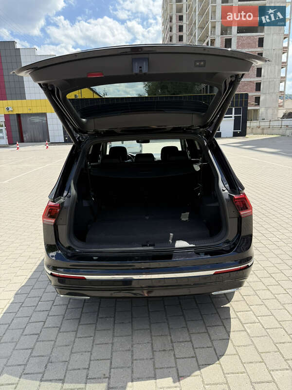 Позашляховик / Кросовер Volkswagen Tiguan 2019 в Львові
