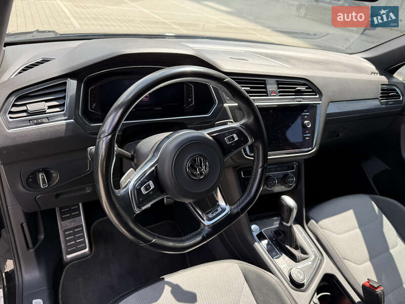 Позашляховик / Кросовер Volkswagen Tiguan 2019 в Львові