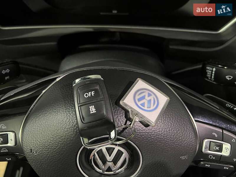 Внедорожник / Кроссовер Volkswagen Tiguan 2018 в Самборе