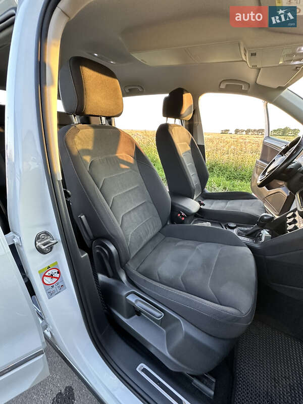 Внедорожник / Кроссовер Volkswagen Tiguan 2019 в Староконстантинове