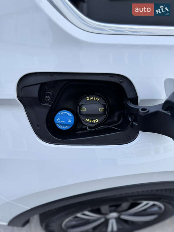 Внедорожник / Кроссовер Volkswagen Tiguan 2017 в Луцке