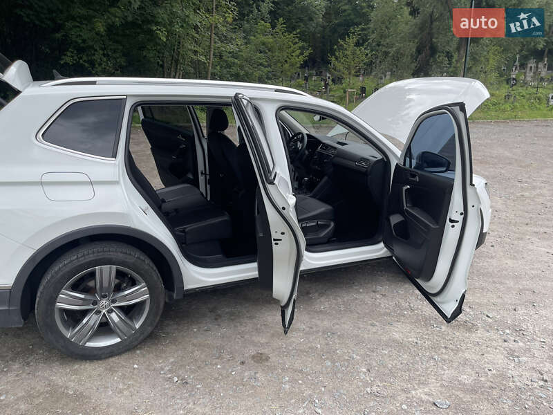 Внедорожник / Кроссовер Volkswagen Tiguan 2019 в Львове фото 16 Внедорожник / Кроссовер Volkswagen Tiguan 2019 в Львове