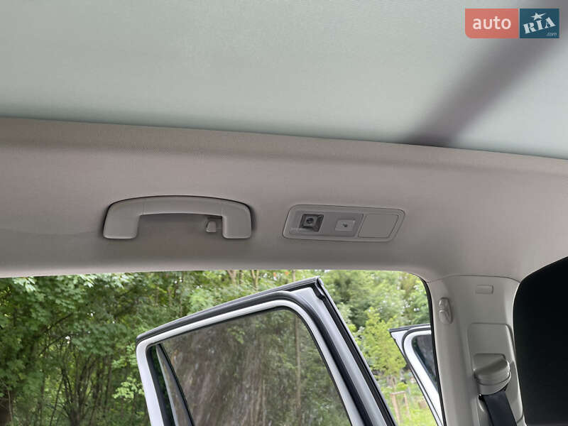 Внедорожник / Кроссовер Volkswagen Tiguan 2019 в Львове фото 28 Внедорожник / Кроссовер Volkswagen Tiguan 2019 в Львове