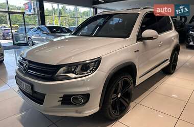 Внедорожник / Кроссовер Volkswagen Tiguan 2015 в Одессе