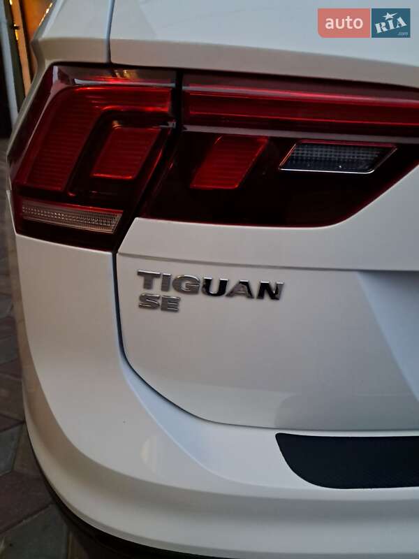 Внедорожник / Кроссовер Volkswagen Tiguan 2018 в Кропивницком