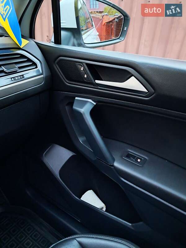 Внедорожник / Кроссовер Volkswagen Tiguan 2018 в Кропивницком