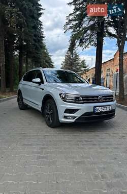 Позашляховик / Кросовер Volkswagen Tiguan 2018 в Львові
