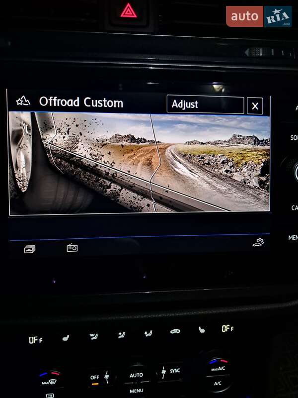 Внедорожник / Кроссовер Volkswagen Tiguan 2018 в Кропивницком