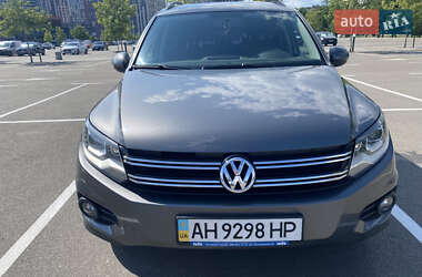 Позашляховик / Кросовер Volkswagen Tiguan 2011 в Києві