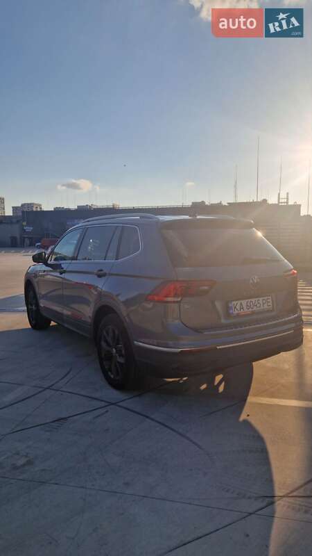 Позашляховик / Кросовер Volkswagen Tiguan 2021 в Києві