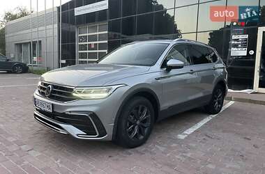 Внедорожник / Кроссовер Volkswagen Tiguan 2022 в Виннице