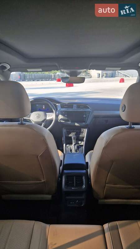Позашляховик / Кросовер Volkswagen Tiguan 2021 в Києві