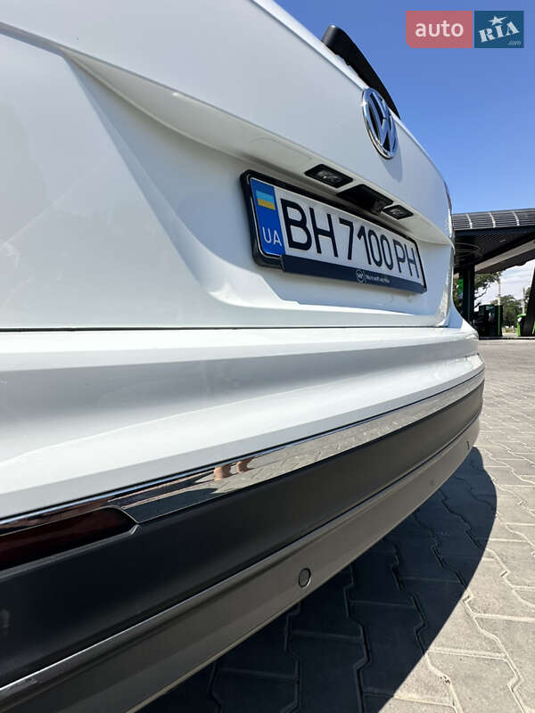 Внедорожник / Кроссовер Volkswagen Tiguan 2020 в Одессе