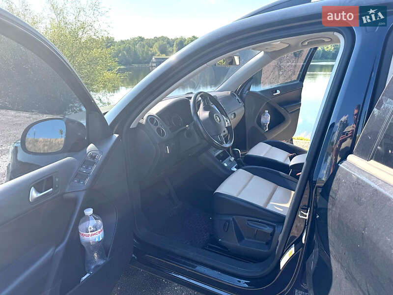 Внедорожник / Кроссовер Volkswagen Tiguan 2017 в Киеве