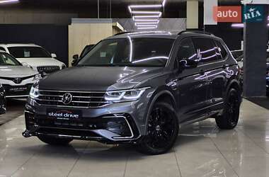 Позашляховик / Кросовер Volkswagen Tiguan 2021 в  фото 2 Позашляховик / Кросовер Volkswagen Tiguan 2021 в
