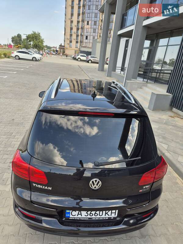 Внедорожник / Кроссовер Volkswagen Tiguan 2017 в Черкассах
