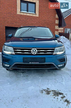 Внедорожник / Кроссовер Volkswagen Tiguan 2018 в Одессе