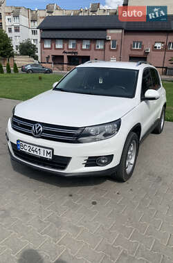 Позашляховик / Кросовер Volkswagen Tiguan 2011 в Сокалі