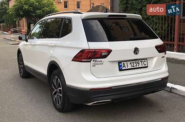 Внедорожник / Кроссовер Volkswagen Tiguan 2021 в Киеве