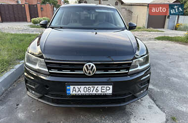 Позашляховик / Кросовер Volkswagen Tiguan 2017 в Харкові