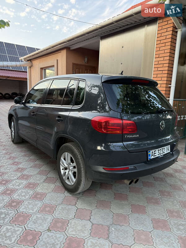 Внедорожник / Кроссовер Volkswagen Tiguan 2015 в Кривом Роге