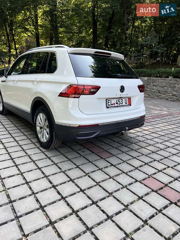 Внедорожник / Кроссовер Volkswagen Tiguan 2021 в Тернополе
