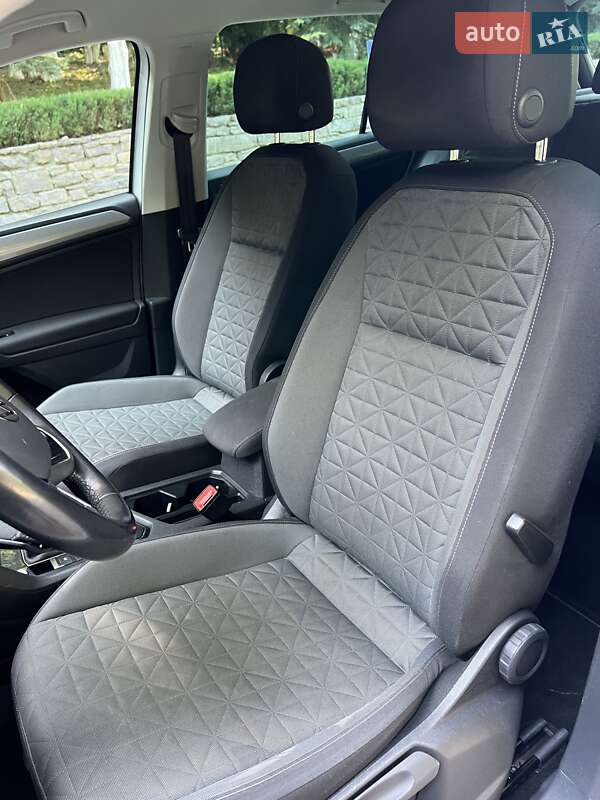 Внедорожник / Кроссовер Volkswagen Tiguan 2021 в Тернополе