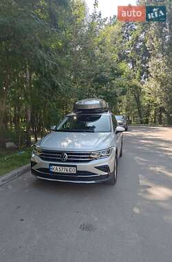 Внедорожник / Кроссовер Volkswagen Tiguan 2021 в Броварах