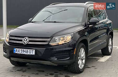 Позашляховик / Кросовер Volkswagen Tiguan 2017 в Харкові
