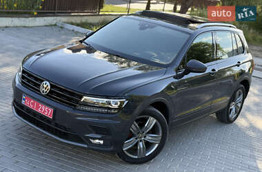 Внедорожник / Кроссовер Volkswagen Tiguan 2018 в Львове