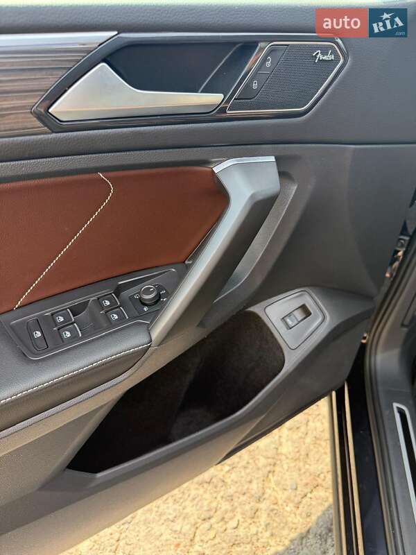 Внедорожник / Кроссовер Volkswagen Tiguan 2022 в Ровно